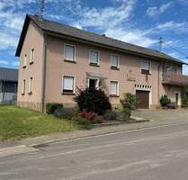 Großes Haus mit 6 Schlafzimmer, Garage,Werkstatt und Stall direkt an der Grenze Luxemburg - Perl Besch