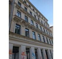 Geräumige 5-Zimmer-Wohnung mit Balkon in Leipzig