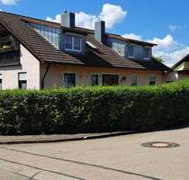 Zweifamilienhaus in guter Wohnlage, Erdgeschosswohnung nach Kauf sofort beziehbar - Geslau
