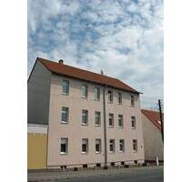 2-Raumwohnung im Erdgeschoss - 423,00 EUR Kaltmiete, ca.  47,00 m² Wohnfläche in Schkeuditz (PLZ: 04435)