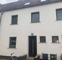 Reihenmittelhaus mit eigener Terrasse im schönen Seegebiet Mansfelder Land!