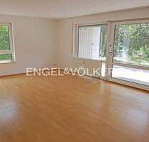 Gepflegte Eigentumswohnung mit Terrasse und Tiefgarage . sofort verfügbar - Tübingen-Derendingen