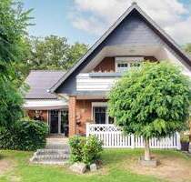 Traumhaus in Munster ! Mit Pool, PV, Einliegerwohnung und vielen weiteren Highlights in Top-Lage