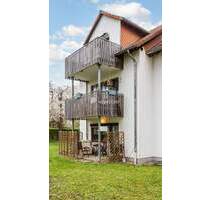 Attraktive Dachgeschosswohnung mit 2 Zimmern, Balkon und Gartennutzung in Eischleben - Amt Wachsenburg