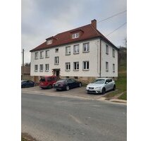 günstige 3 Raumwohnung auf dem Lande mit Einbauküche zu vermieten - Reinsberg / Neukirchen