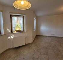 Tolle Wohnung mit Terrasse und EBK - bevorzugt an Single zu vermieten! - Kleinrinderfeld
