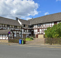 Wunderschöner, beeindruckend gepflegter Resthof in Uschlag - komplett frei - Staufenberg