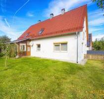 SOFORT FREI: Ein- bzw. Zweifamilienhaus mit großem Garten, Garage, voll unterkellert - zu verkaufen - Rottenburg an der Laaber