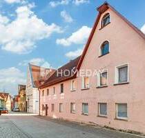 Charmantes Mehrfamilienhaus mit 3 Wohneinheiten in Schwabach - Ihre Investition in die Zukunft