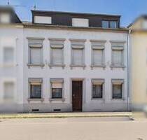 RESERVIERT!!!! Sanierungsbedürftiges, großzügiges Einfamilienreihenhaus mit Garagen in Konz-Karthaus