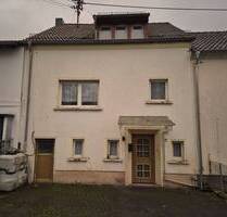 Handwerkerhaus in Schmelz - 95.000,00 EUR Kaufpreis, ca.  95,00 m² Wohnfläche in Schmelz (PLZ: 66839)