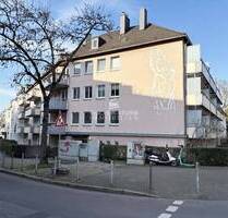 Düsseldorf-Rath: Provisionsfrei für den Käufer! Sanierungsbedürftige 2-Zimmerwohnung mit Balkon!
