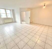 Große 3 Zimmerwohnung in ruhiger Lage, Gutschein über 500,00 € für Sie - Hagen Wehringhausen