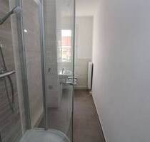 *Es grünt so grün* - Schnäppchen-2RW mit Dusche im Familiengarten - Freiberg