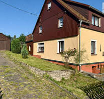 Einfamilienhaus in Hermannsdorf im Erzgebirge: Doppelhaushälfte mit großer Dachterrasse, teilsaniert - Elterlein / Hermannsdorf
