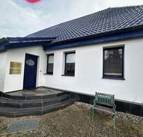 Einfamilienhaus mit Option - 1.340,00 EUR Kaltmiete, ca.  220,00 m² Wohnfläche in Stralendorf (PLZ: 19372)