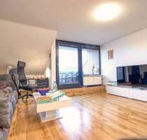 Düsseldorf-Lierenfeld: 2-Zimmer Wohnung mit kernsaniertem Badezimmer, Loggia sowie Außenstellplatz