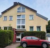 Überall gesucht - im Grünen gefunden:) Helle 2½ -Raum-Wohnung mit Balkon in Stadtwald - Essen
