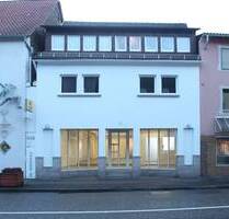 Wohn- und Geschäftshaus - 535.000,00 EUR Kaufpreis, ca.  399,00 m² Wohnfläche in Bad Bergzabern (PLZ: 76887)