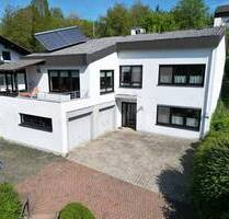 Erholung beginnt Zu Hause - Einfamilienhaus mit Einliegerwohnung im Grünen von Bad Emstal