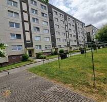 Günstige 2,5-Raum-Wohnung mit Balkon im 5.Obergeschoss! - Crimmitschau