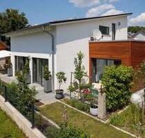 Außergewöhnliches, neuwertiges Einfamilienhaus - Maxhütte-Haidhof Stadlhof
