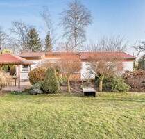 Charmanter Bungalow mit großem gepflegten Garten in Birkenhöhe - Bernau bei Berlin