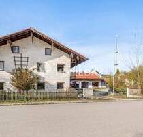 Charaktervolles EFH mit Doppelgarage - großzügiges Wohnen auf ca. 500 m² Grundstück - Gangkofen Hölsbrunn