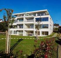 Helle 3 Zimmer Garten-Wohnung mit großer Terrasse und kleinem Garten - Überlingen