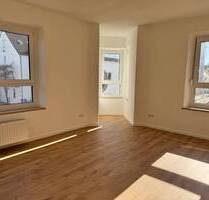 Frisch sanierte 3 Zimmer- Etagenwohnung zu vermieten. - Augsburg Oberhausen