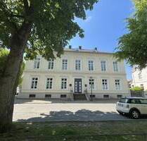 2-3-Zimmer-Altbauwohnung in Bestlage von Detmold