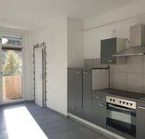 Idividuell Wohnen mit Einbauküch im Altbau Charme mit Balkon - Lauter-Bernsbach