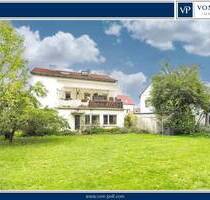 Ansprechendes Zweifamilienhaus mit Wintergarten und viel Platz im Grünen - Gräfelfing / Lochham