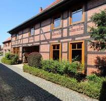 Exklusive vollmöblierte 3-Zimmer-Wohnung mit Wintergarten, Garten, Schwimmteich und Sauna - Hohenhameln Soßmar