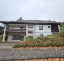 Großzügiges Wohnhaus mit gewerblicher Fläche in Hille-Oberlübbe