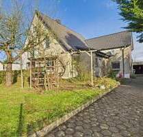 Sanierungsbedürftiges Zechenhaus mit hochwertig erneuertem Dach und viel Platz für Ihre Visionen - Hamm Heessen