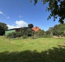 Bau-Turbo nutzen...das riesige Grundstück wartet auf Ihre Projektentwicklung zur Schaffung von neuem Wohnraum für Heinbockel