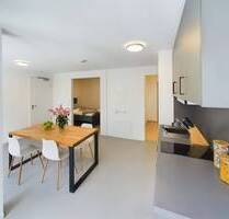 Zentrale + möblierte Wohnung mit Balkon mitten in Oldenburg ab Januar | Marilyn Oldenburg | Suite - Oldenburg (Oldenburg) Innenstadt