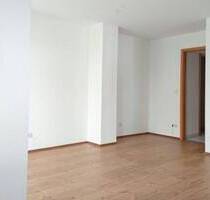 Helle 2-Raum-Wohnung mit Terrasse & Garten in Marlishausen (Arnstadt, Am Lerchenberg)