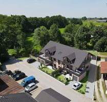 Jetzt 5% Preisvorteil - Wohnen über den Dingen - 4-Zimmer-DG-Traum mit viel Licht am Tännelbach - Raubling Pfraundorf