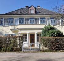 Stattliches Anwesen in schönster Aussichtswohnlage - Baden-Baden Innenstadt