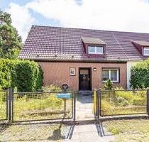 Doppelhaushälfte mit schönem Garten in der Nähe des Kalksees - Rüdersdorf bei Berlin