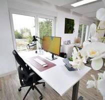 All inklusive - Möbliertes Büro mit Nebenräumen für 1-5 Mitarbeiter, direkt an der A3 A7 - Autobahnkreuz Biebelried im Mainfrankenpark - Dettelbach Effeldorf