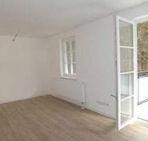 Schöne 4-Zimmer-Wohnung mit Gäste-WC und Balkon im DG in zentrumsnaher Wohnlage von Rudolstadt