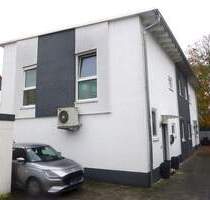 Moderne Doppelhaushälfte mit 4 Zimmern - Rüsselsheim am Main