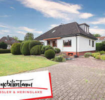 Wohntraum für Familien - Bungalow mit großem Garten und Doppelgarage in Halstenbek-Krupunder