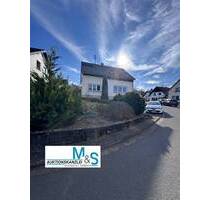 Provisionsfrei! Handwerker aufgepasst! Freistehendes Einfamilienhaus in Schmelz-Limbach zu verkaufen! - Schmelz / Limbach