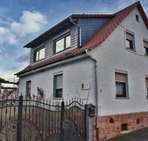Einfamilienhaus mit 2 Wohneinheiten im Nebengebäude und Ausbaupotential für eine weitere Einheit - Bad Nauheim Wisselsheim
