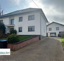HAUS MIT 3 WOHNUNGEN + NEBENGEBÄUDE, GRENZE L-WORMELDANGE - Wincheringen