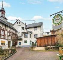 Charmantes Hanghaus mit Historie, großem Gewerbeanteil und einer Nutzfläche von 476m² - Weinähr